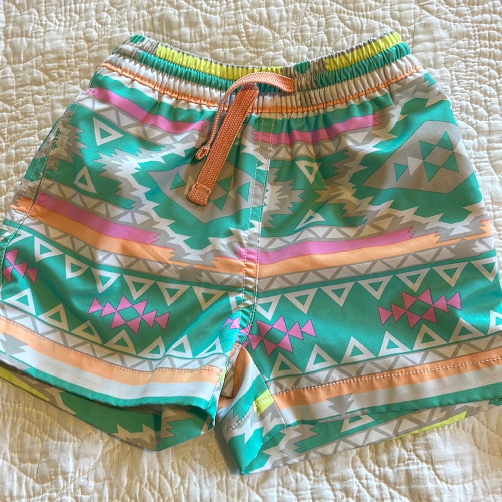 2T Chubbies swim trunks. Smoke/pet free home